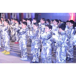 (ส่งจากไทย เร็ว1-2วัน) ชุดhip hop เด็กแขนยาวขายาว มีฮู้ด ซิปหน้าสีเงิน