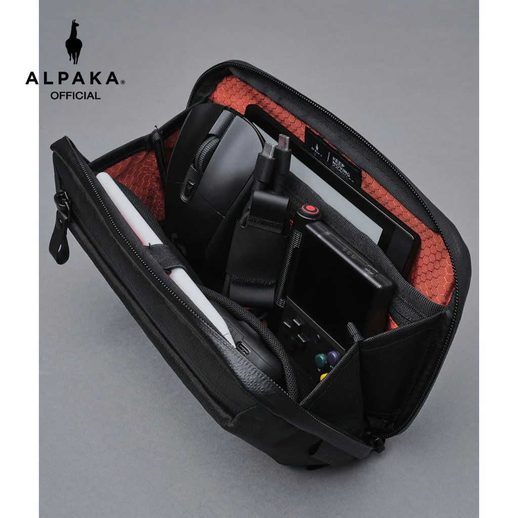 กระเป๋า Alpaka - Elements Tech Case Mini พร้อมสายสะพาย