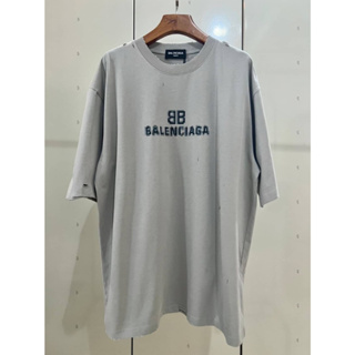 BALENCIAGA GREY BB PIXEL LOGO MEDIUM FIT T-SHIRT IN VINTAGE JERSEY เสื้อยืดคอกลมแขนสั้น แบรนด์บาลองเซียก้า โลโก้พิกเซล