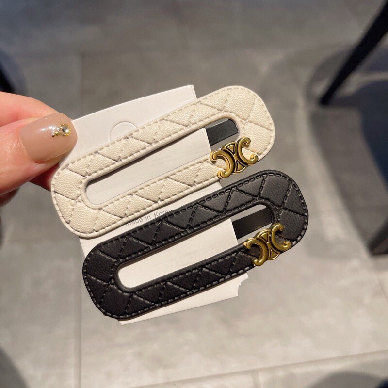 😍กิ๊บติดผม ทรงสี่เหลี่ยม ประดับโลหะ Celine #พร้อมส่ง #ซีลีน #celine #กิ๊บ #ไฮเอนด์