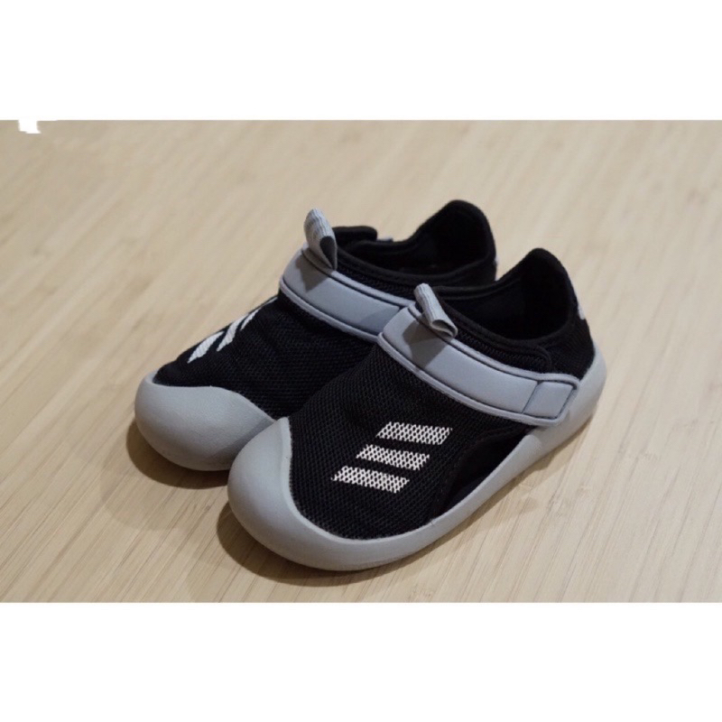 Adidas รองเท้าเด็กมือสองของแท้💯 รองเท้าลำลองเด็กผู้ชาย