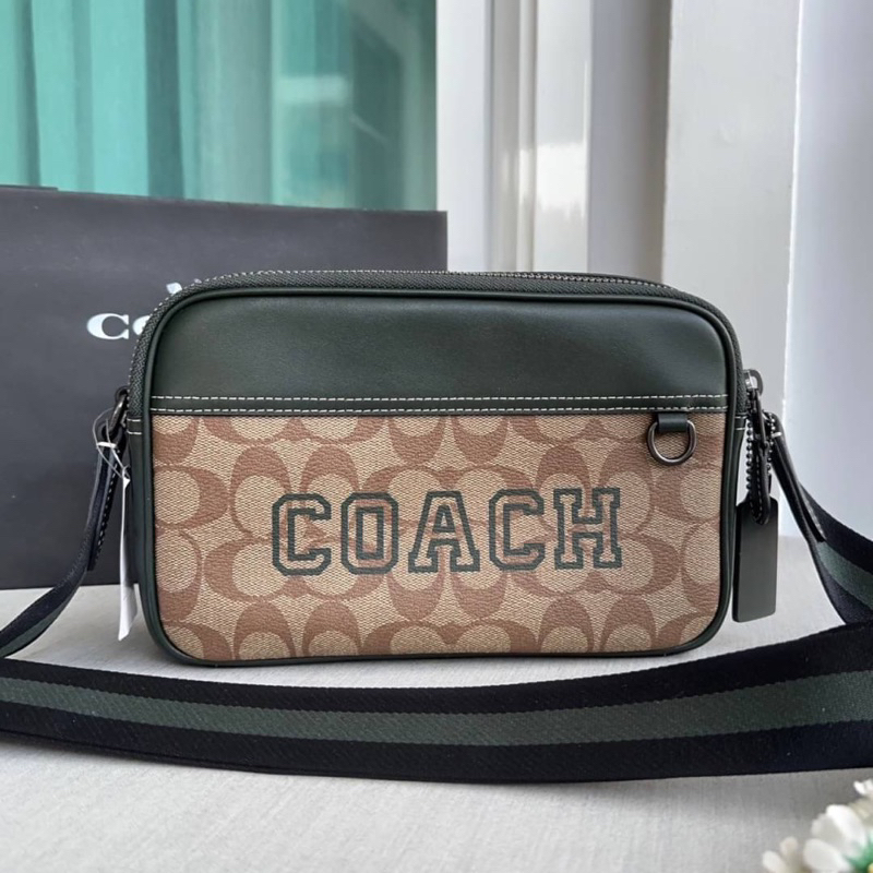 👑ผ่อน0%~แท้100%👑 กระเป๋าสะพายข้างชาย GRAHAM CROSSBODY IN SIGNATURE CANVAS  COACH CE638