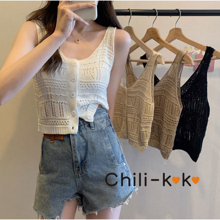 Chili_k❤️k❤️88102❤️✨พร้อมส่ง✨เสื้อสายเดี่ยว ผ้าถักโครเชต์ เสื้อถักแฟชั่น มีกระดุมหน้า 4 สี น่ารักสไตล์แฟชั่นเกาหลี