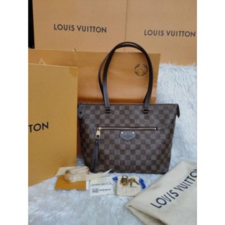 💥Used like very new Louis Vuitton lena pm dc17