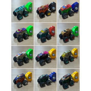 Hot Wheels® ฮ็อทวีล Monster Trucks Mini Collection (ชุด2)(only 1 car) โมเดลรถ ขนาดเล็ก ของเล่นสะสม รถของเล่น