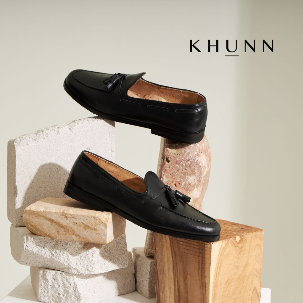 KHUNN (คุณณ์) รองเท้า รุ่น Patrick สี Black (PRE-ORDER)