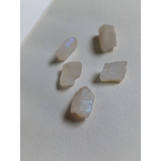 Moonstone มูนสโตน หินดิบ หินธรรมชาติ หินสะสม แฟลชฟ้า