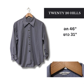 Twenty 20 Hills - เสื้อเชิ้ตทรง oversized สีเทาฟ้า แต่งกระดุมเล็กใหญ่เก๋ๆ อก 46