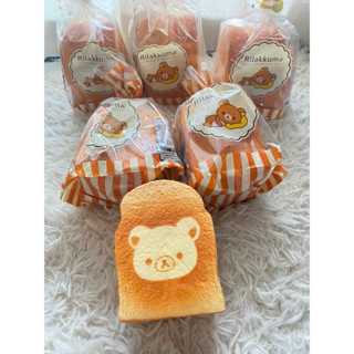 สกุชชี่ ขนมปังปอนด์ rilakkuma ของแท้จาก🇯🇵