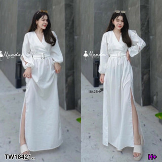 18421 Dress เดรสยาวสีขาว คอวี แขนยาว แขนผ่า กระโปรงผ่า + สายเข็มขัดรัดเอว