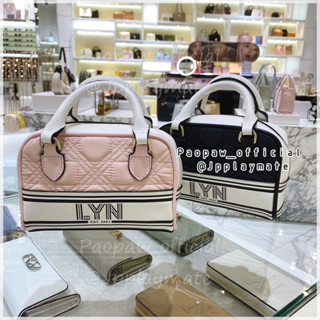 LYN กระเป๋าสะพายข้าง รุ่น Noelle Mini : LL23CBF096  แท้จากชอป พร้อมอุปกรณ์