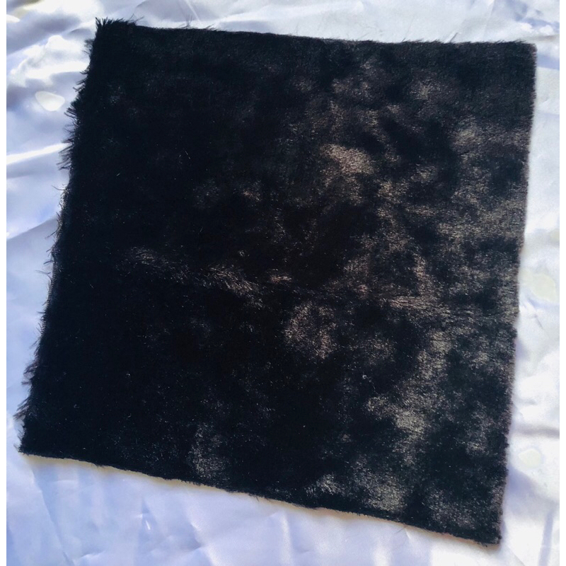 ผ้าขนฟู สีดำ พร็อบถ่ายรูป📷ขนาด25x25cmราคา39บาท ผ้าขนขนาดเล็กถ่ายรูปสินค้า ขนาดเล็ก