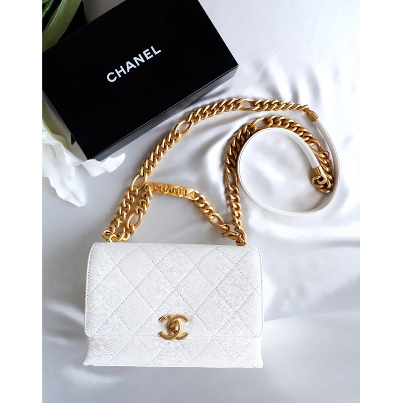 🔥Like New🔥กระเป๋า Chanel flap mini 8 bag gold chain white caviar Microchip 21B 💕Fullset(Shop emquart