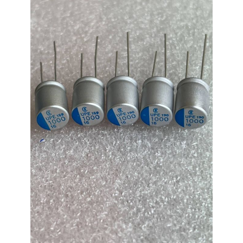 คาปาซิเตอร์ 1000UF 16V  1000UF 16V ขนาด10x12mm. 1000UF 16V 1000UF 16V  ตัวสีเงินแถบสีฟ้าสีค้าใหม่ของ