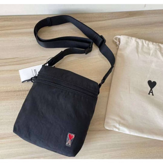 AMI DE COEUR ADC RED HEART METAL BLACK NYLON CROSSBODY POCKET BAG กระเป๋าสะพายข้างครอสบอดี้ ผ้าไนล่อนสีดำ หัวใจ