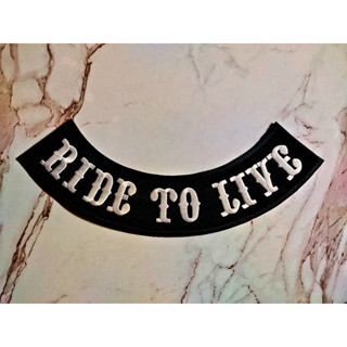 ตัวรีดติดเสื้อขนาดใหญ่ Ride To Live ตกแต่งเสื้อผ้า แจ๊คเก็ตยีนส์ Hipster Embroidered Iron On Sew on