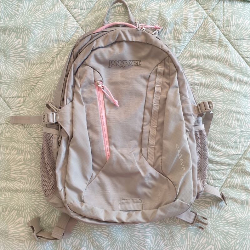 กระเป๋าเป้ jansport agave32