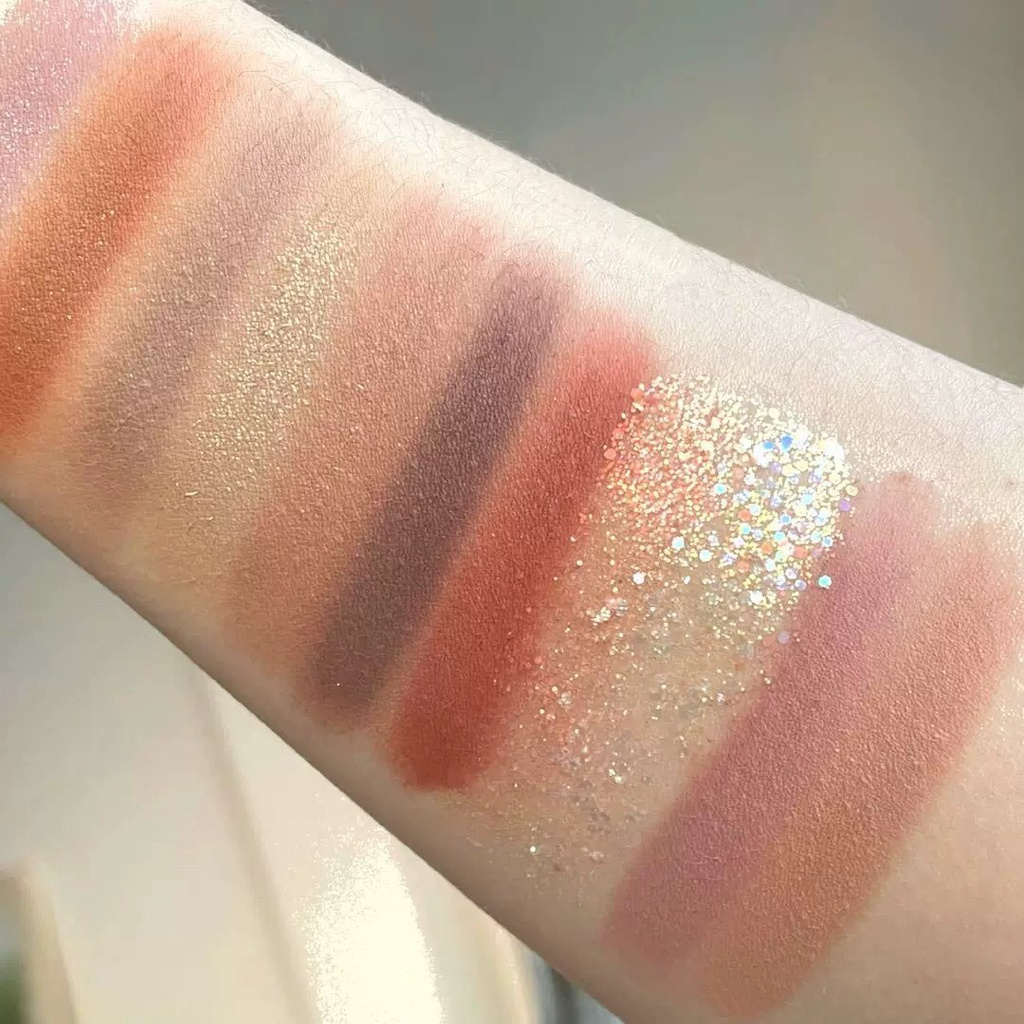 อายแชโดว์ Frank​ Color Eyeshadow​ 26 โทนสี อายแชโดว์ พร้อมบลัชออนใน 1 ตลับ ราคา ถูกที่สุด ดีลบีเคเค แกลเลอรีภาพที่ 4