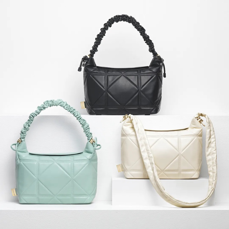 (Pre-order) Carlyn bag รุ่น reeve malone❣️