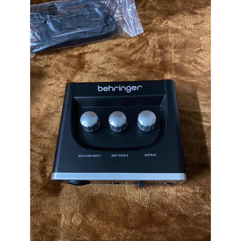 Audio Interface - Behringer u-phoria UM2 (มือสองเหมือนใหม่)