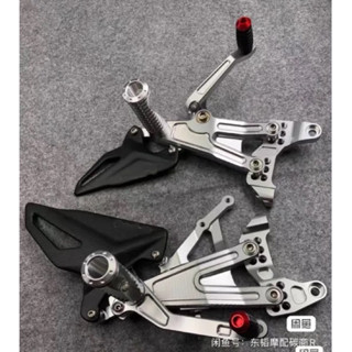 เกียร์โยง V4 CNC Footrest ด้านหลังชุดสำหรับ Ducati PANIGALE V4S V4 V4R V4 Streetfighter V4 2018-2022