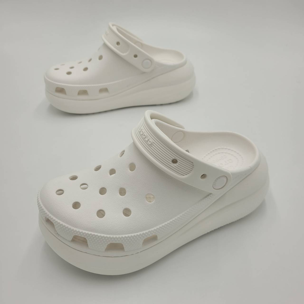 รองเท้าลำลองแฟชั่น สไตล์ Crocs Classic Crush Clog