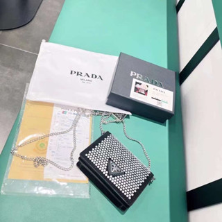 กระเป๋าสะพายข้าง prada แต่งเพชร mini size พร้อมกล่อง