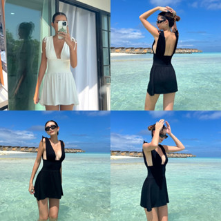 Hola dress เดรสกระโปรง มี2สี ขาว ดำ