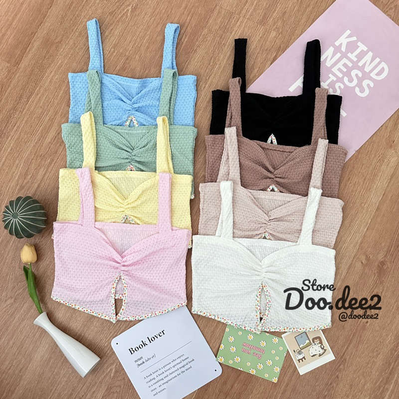 DOODEE2 เสื้อสายเดี่ยว เว้าหน้า ผ้าอัดยับ