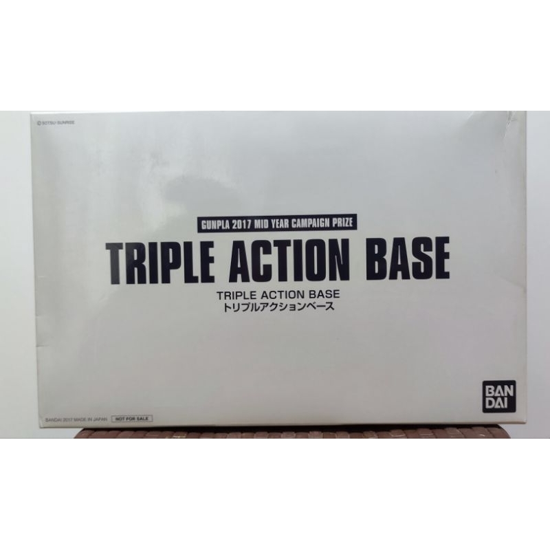 Limited Editon (NOT FOR SALE ITEM) : Triple Action Base Gunpla 2017 Mid Year Campaign Prize มี 5 ชุด