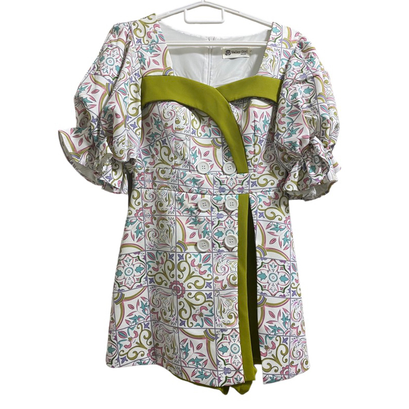 จั๊มสูทกางเกงขาสั้น Valley Girl