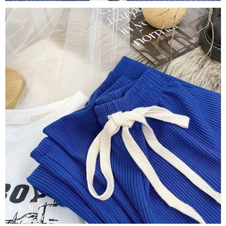 [ลูกค้าใหม่ 1 บาท]พร้อมส่งจากไทย โปรแรง กางเกงวอร์ม กางเกงขายาว ผ้าร่อง เนื้อผ้าทิ้งตัว ไม่บาง ทรงสวยมาก ทรงดูผมสูงMW040