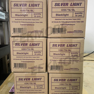 หลอดไฟแบล็คไลท์ SILVER LIGHT Black Light UVA หลอดไฟล่อแมลง ขนาด 15 วัตต์ ของแท้ 100% มีของพร้อมจัดส่ง