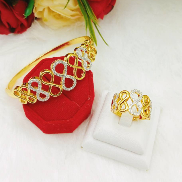 CW76 กำไลข้อมืออินฟินิตี้พร้อมแหวนปรับไซส์ได้ งานไมครอน ไม่แพ้ ไม่คัน
