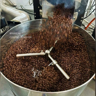 เมล็ดกาแฟคั่ว Brazil Santos คั่วระดับกลางเข้ม ดาร์กช็อค,ถั่ว,บราวชูก้า WHANJAI TEA COFFEE ROASTER