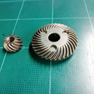 เฟือง มาคเทค(MAKTEC) มากีต้า(MAKITA) ใส่กับสว่าน รุ่นMT954 หินเจียร 4นิ้ว อะไหล่ของแท้ 100%