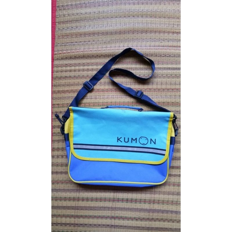 กระเป๋านักเรียน Kumon