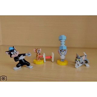 กาชาปองทอม&amp;เจอรี่ เกาะสาย Gashapon Figure Tom and Jerry Pull Run ของแท้💯% จากญี่ปุ่น