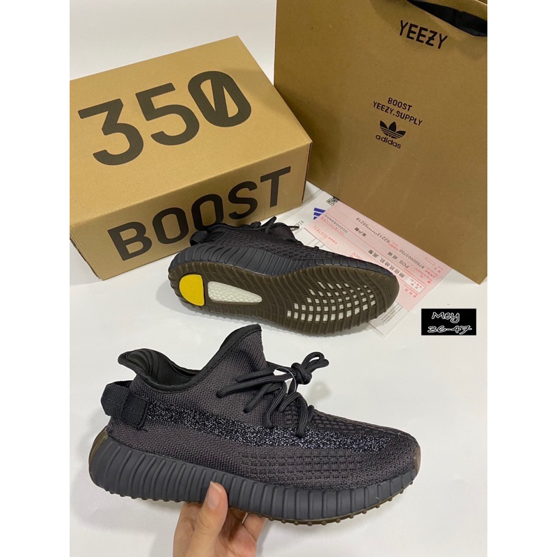 รองเท้าA_DIDAS YZ BOOST 350 V2 อุปกรณ์ครบเซตพร้อมกล่อง *มี 6 สี* sz.36-45 ใส่สบาย รองเท้าวิ่งผู้ชาย-หญิง