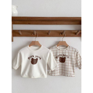 babytk ✨พร้อมส่ง✨ เสื้อยืดคอกลมแขนยาว พื้นขาว สกรีนหมีBONJOUR