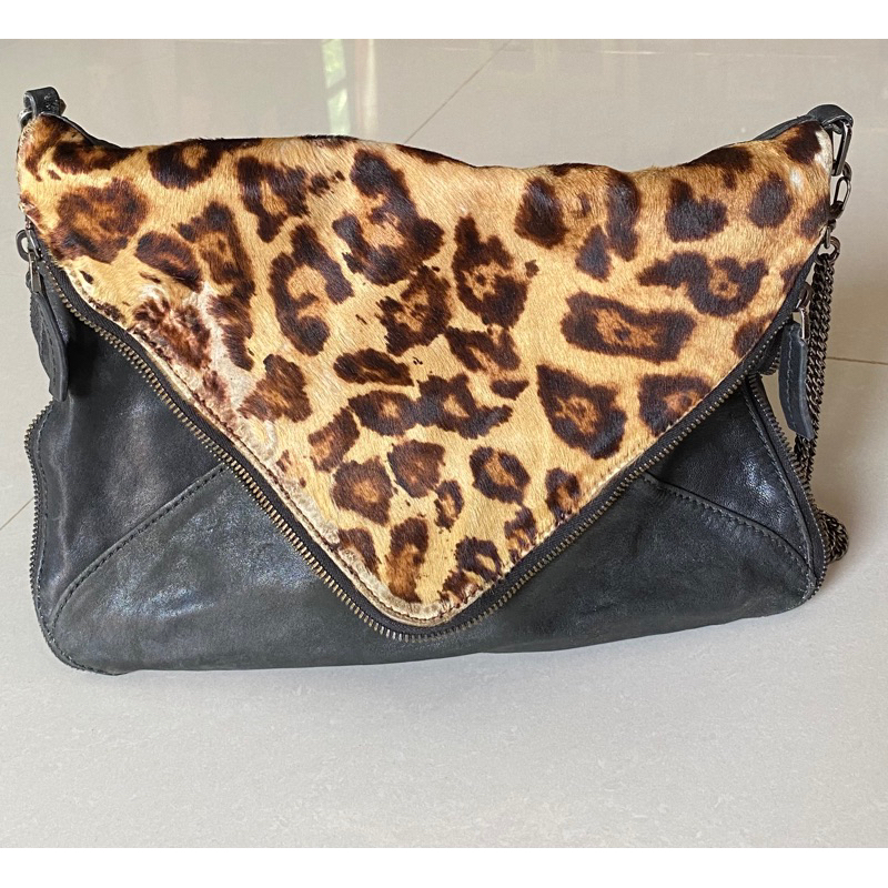 กระเป๋า BOYY boyy bag slash medium (leopard)