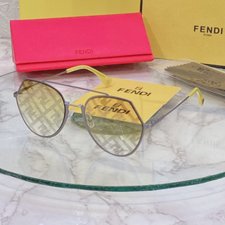 แว่นตากันแดด  Fendi พร้อมส่งค่ะ Original