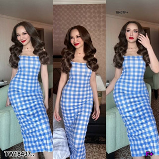 TT18437 Maxi dress ทรงรัดรูปตามสัดส่วน ลายสก็อต Maxi dress with a fitted cut in a plaid pattern.