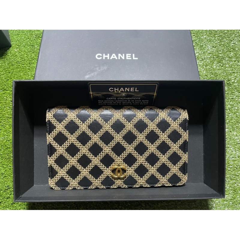 Chanel Bifold wallet limited