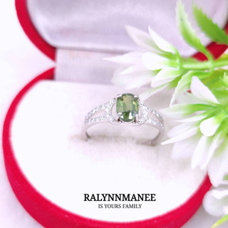 D6438 แหวนพลอยเขียวส่องแท้ ( Green sapphire ) ตัวเรือนเงินแท้ ชุบทองคำขาว มีตอกโค้ด925 ไซส์ 55 แก้ไซส์ฟรี