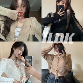 1LDK🌈พร้อมส่ง🌈เสื้อซีทรู ผ้าลุ้ยเซ็กซี่ ผ้าบางผ้านิ่ม ร้อยเชือกหน้าสวยมาก แขนยาว(6561)