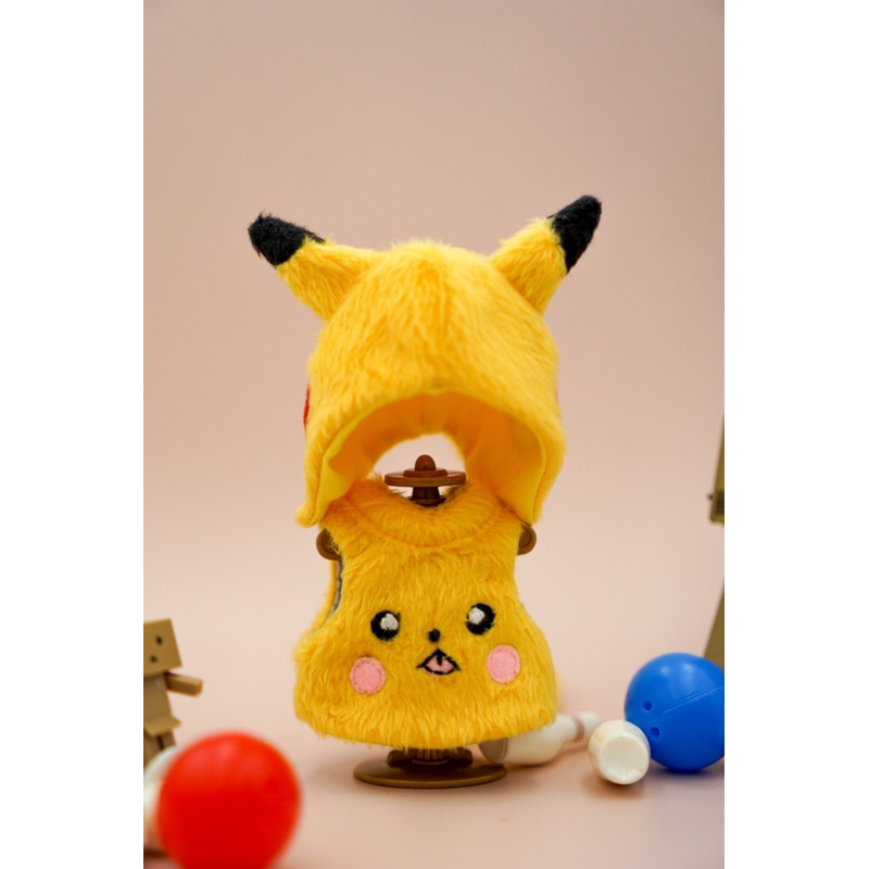 pikachu costume ชุดบุชเบบี้มีห่วงสำหรับล็อคสายจูงด้านหลัง