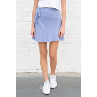 พร้อมส่งจากไทย Brandy Melville Genevieve Skirt กระโปรงแบบผูก กระโปรงแบรนดี้