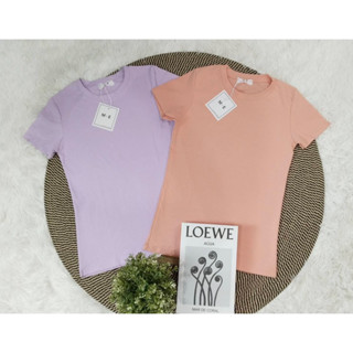 เสื้อยืดป้ายME : สีพื้นคอกลม 14 สี พร้อมส่ง