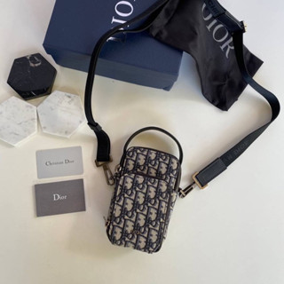 Micro Rider Pouch Dior Oblique jacquard ใส่โทรศัพท์ ใส่บัตร สายสะพายข้างถอดได้ ปรับระดับได้